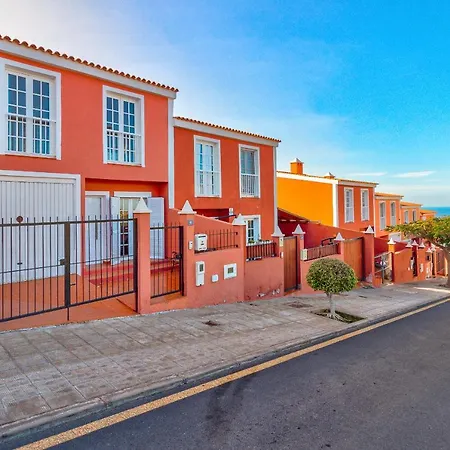 Holiday home Bonita Casa Nina Con Jacuzzi By Paramount Holidays *