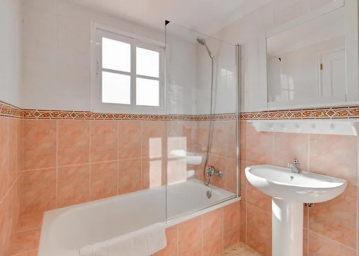 Bonita Casa Nina Con Jacuzzi By Paramount Holidays *